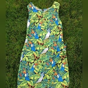 Beautiful vintage bird dress that ties on the side